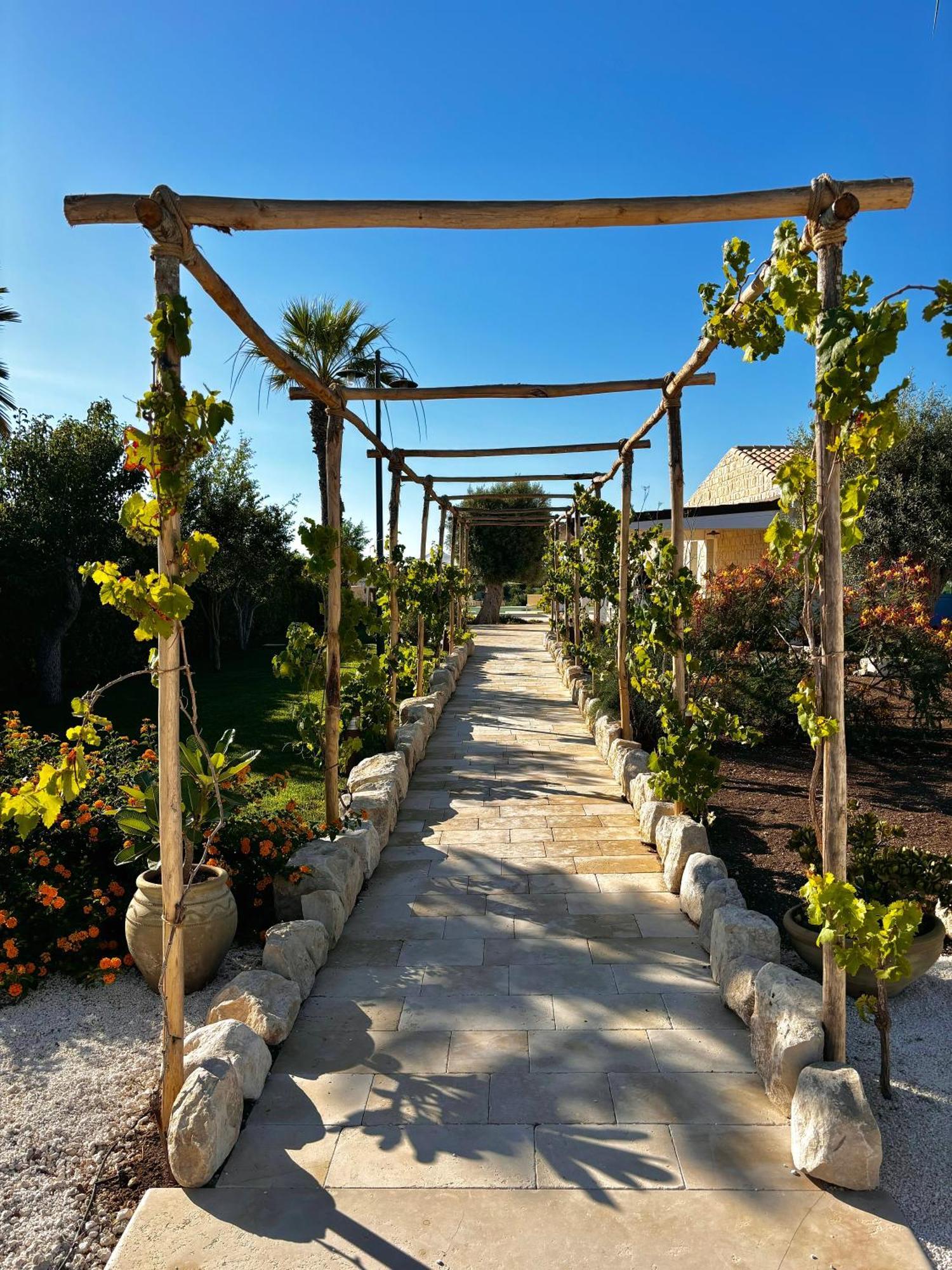 Terranura Bed & Breakfast Reitani Exterior foto